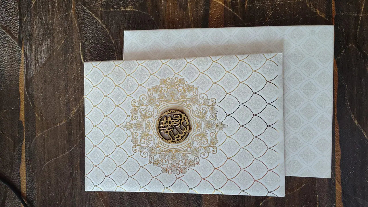 Pasting Box Wedding Card 028